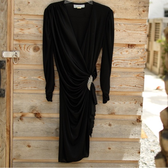 Vintage 1980s Black Formal Wrap Drape Dress with Beaded Brooch Closure.. Size 8 - Picture 4 of 16